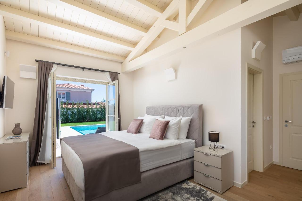 Villa Harmony By Ilc Brtonigla Extérieur photo