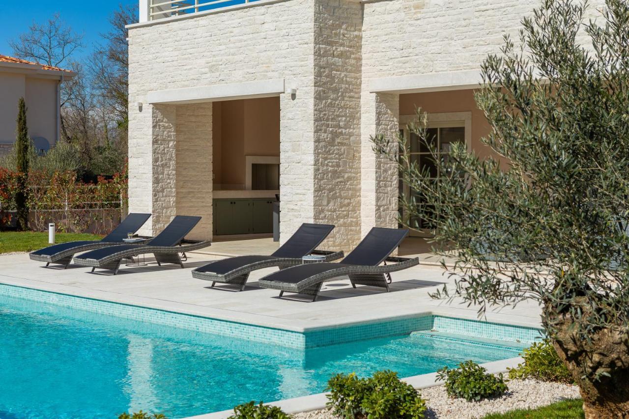 Villa Harmony By Ilc Brtonigla Extérieur photo